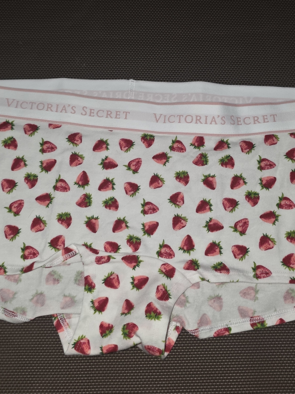 Victoria's Secret White Strawberry-Print Cotton Boyshorts LARGE